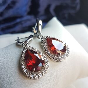 Swarovski Elements 925 Sterling Silver Garnet Red Teardrop Earrings NEW